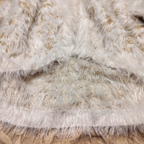 🔸🐇🔸Delightful XOXO Soft Ivory & Gold Lame Plush Furry Sweater Cardigan - M - Picture 7 of 16